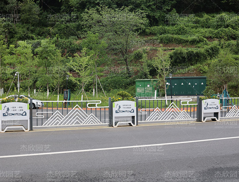 道路中央隔離花箱護(hù)欄江西案例